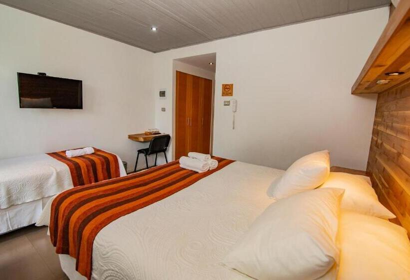 هتل Cumbres Del Sur