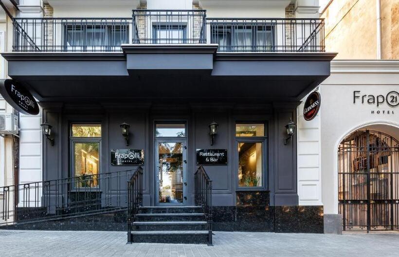 Hotel Frapolli 21