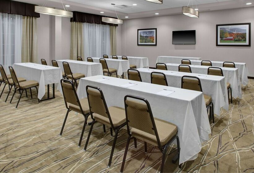 ホテル Hampton Inn And Suites Manchester