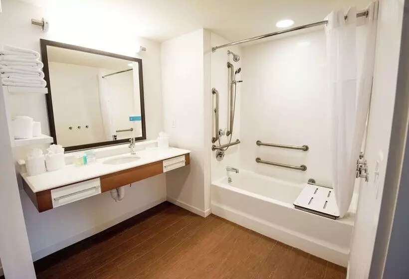 ホテル Hampton Inn And Suites Manchester