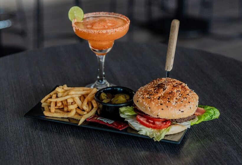 هتل Hampton Inn Celaya Mexico