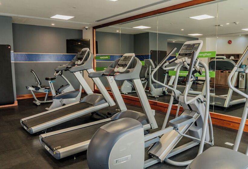 هتل Hampton Inn Celaya Mexico