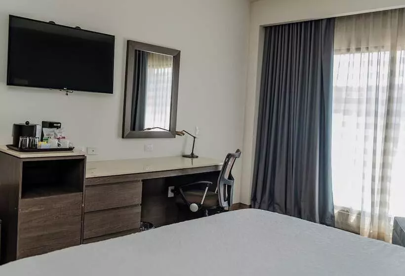 Hotelli Hampton Inn Celaya Mexico