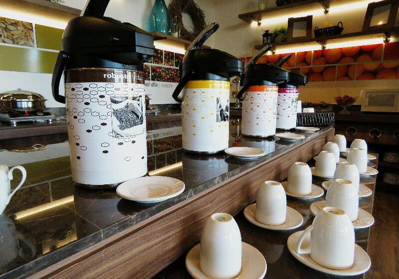 هتل Hampton Inn Celaya Mexico