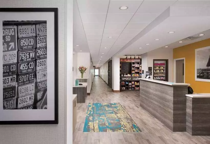 هتل Hampton Inn Miami   Airport East, Fl