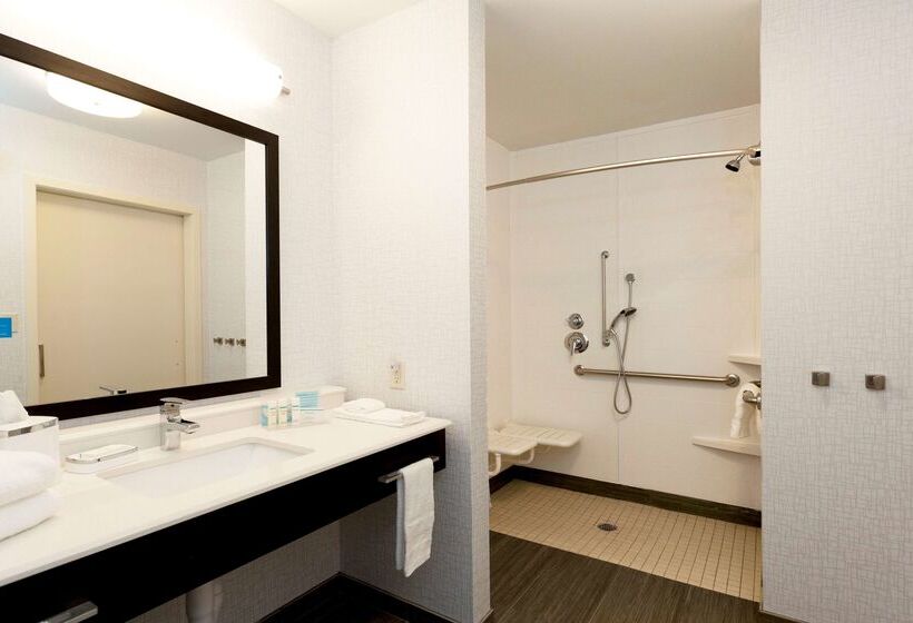 فندق Hampton Inn & Suites Duluth North / Mall Area