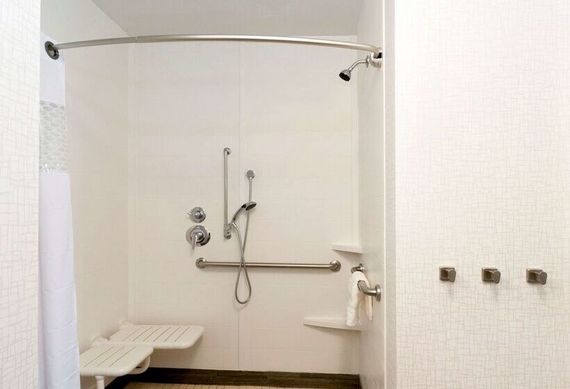 فندق Hampton Inn & Suites Duluth North / Mall Area