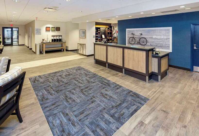 Szálloda Hampton Inn & Suites Morgantown / University Town Centre