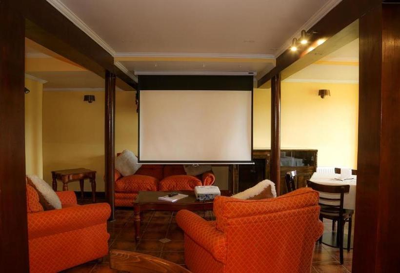 בית מלון כפרי Lacolet