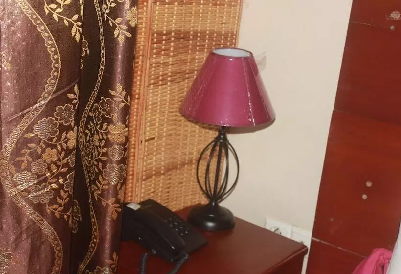 هتل Liza Hôtel