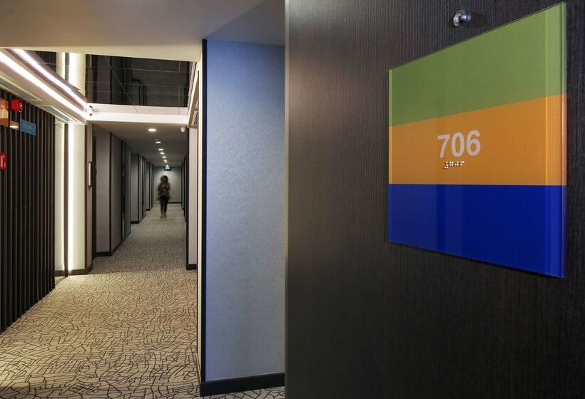 هتل Park Inn By Radisson Izmir