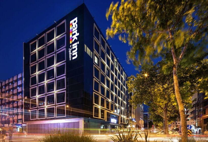 هتل Park Inn By Radisson Izmir