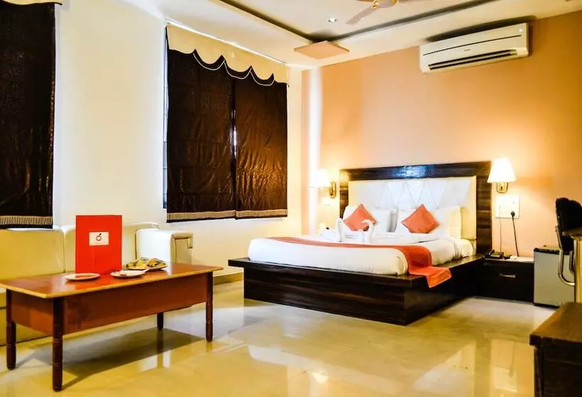 ホテル Rnb Chittorgarh
