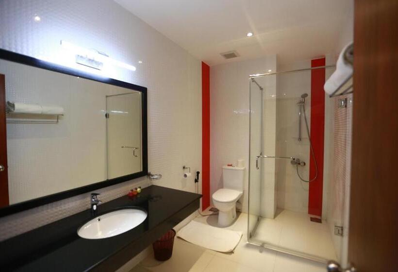 فندق Royal Kandyan