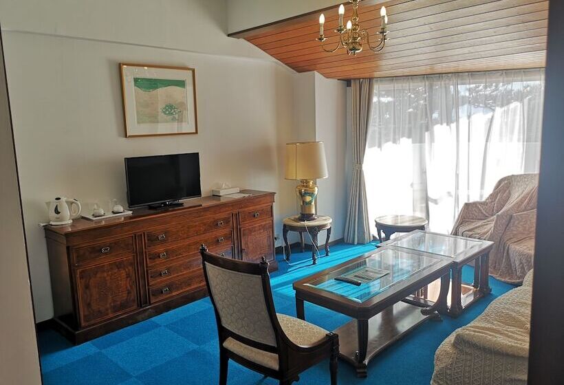 בית מלון כפרי Tateyama Resort