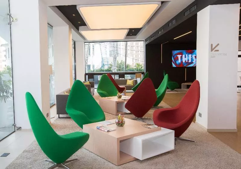 Seen Hotel Abidjan Plateau