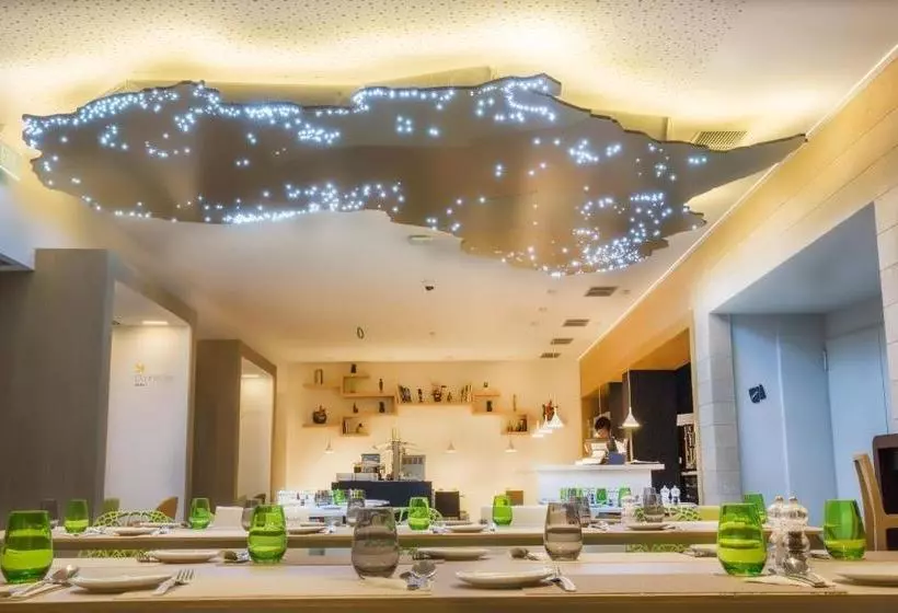 Seen Hotel Abidjan Plateau