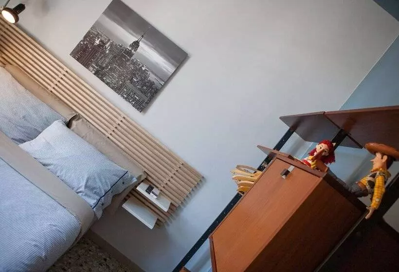 Al 28 B&b