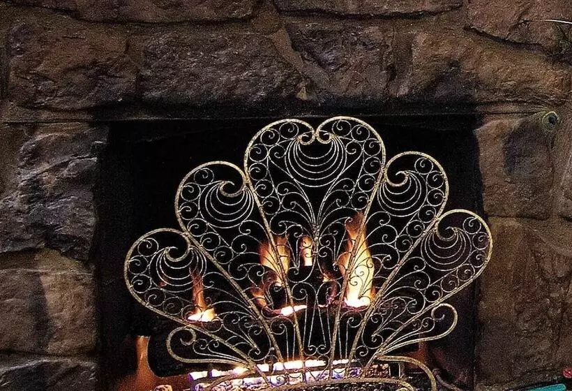 Aamiaismajoitus (B&B) Benton Place Inn