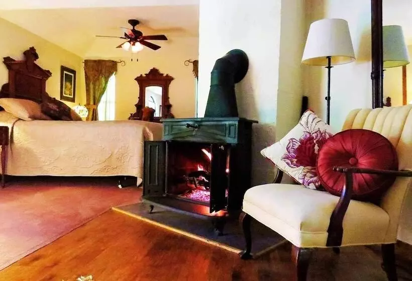 Aamiaismajoitus (B&B) Benton Place Inn