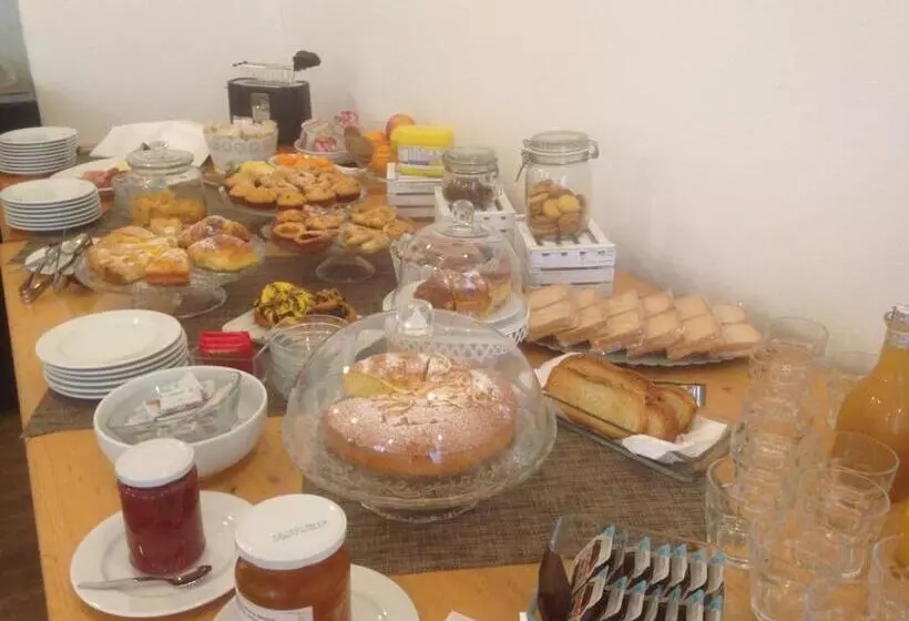 تختخواب و صبحانه Tabano Ristorante Casolare