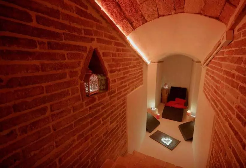 تختخواب و صبحانه Tabano Ristorante Casolare