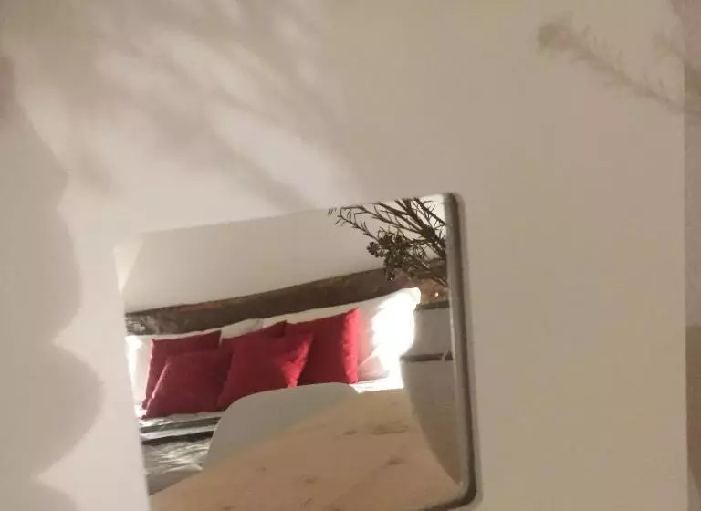 تختخواب و صبحانه Tabano Ristorante Casolare