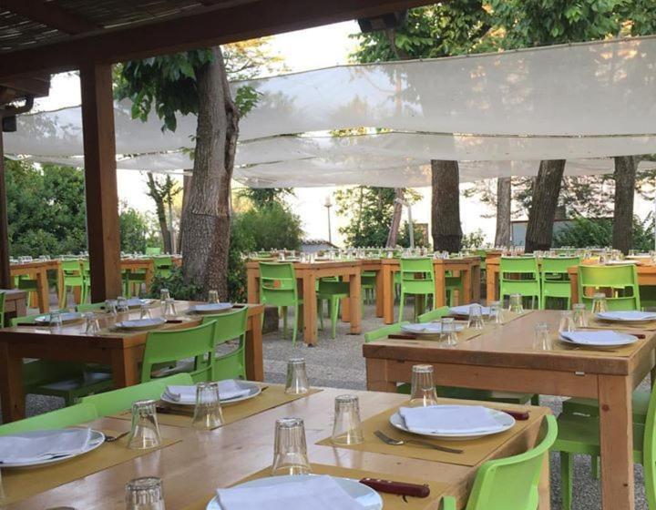 مبيت وإفطار Tabano Ristorante Casolare