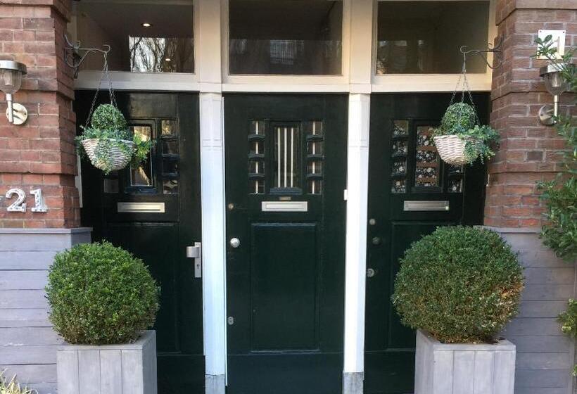 Vondelpark House B&b