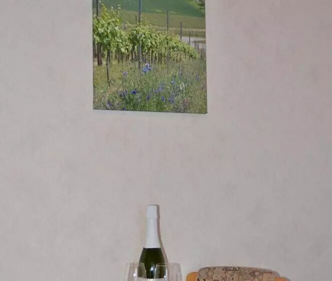 ベッドアンドブレックファースト Weingut H. Gindorf