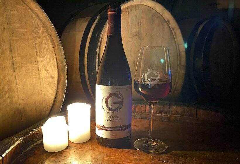 مبيت وإفطار Weingut H. Gindorf