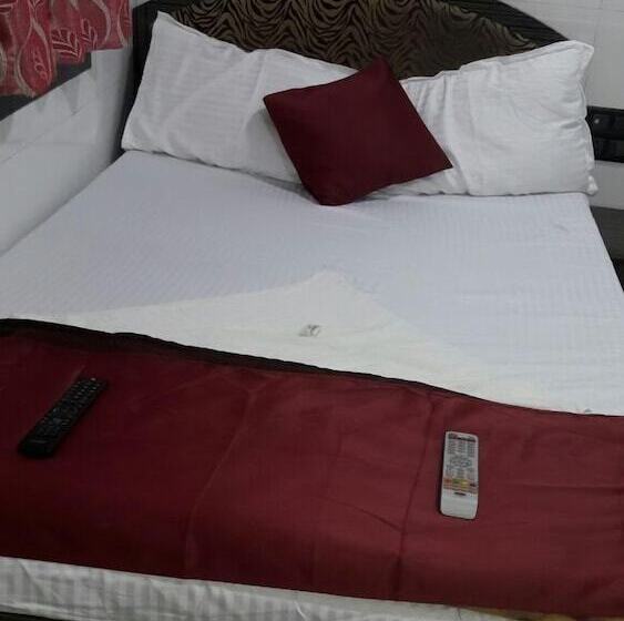 בית מלון כפרי Central Guest House