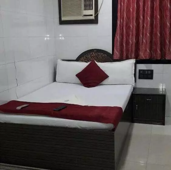 هتل Central Guest House