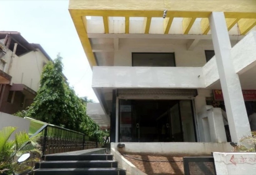 فندق Cinderalla Inn Lodging