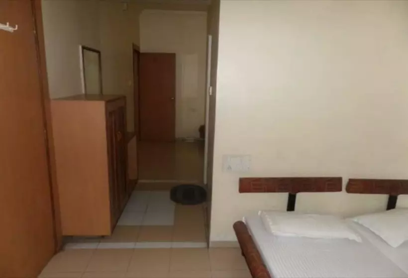 Hotelli Cinderalla Inn Lodging