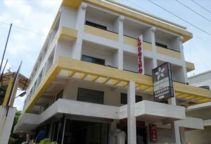 فندق Cinderalla Inn Lodging