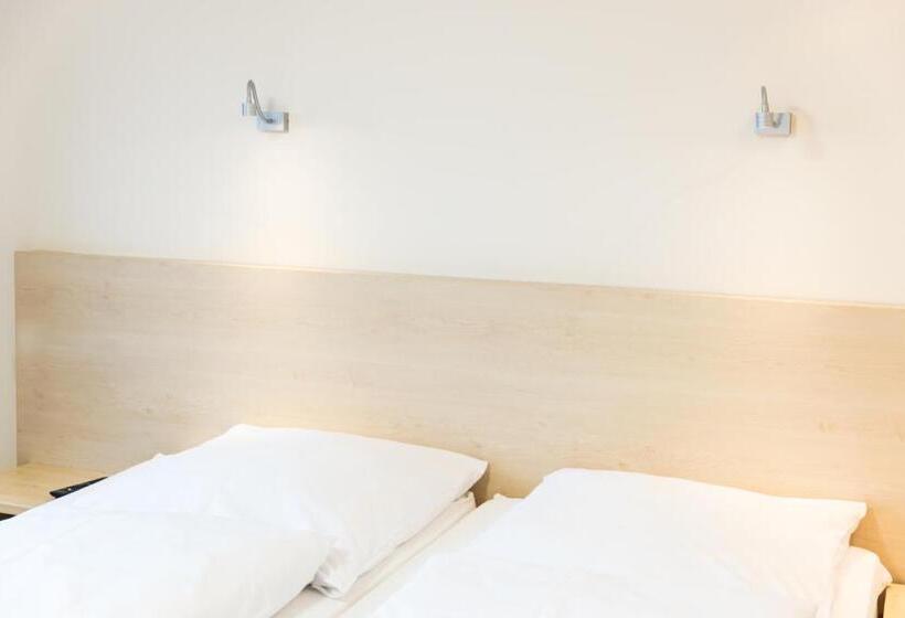 酒店 Landhaus Vier Jahreszeiten