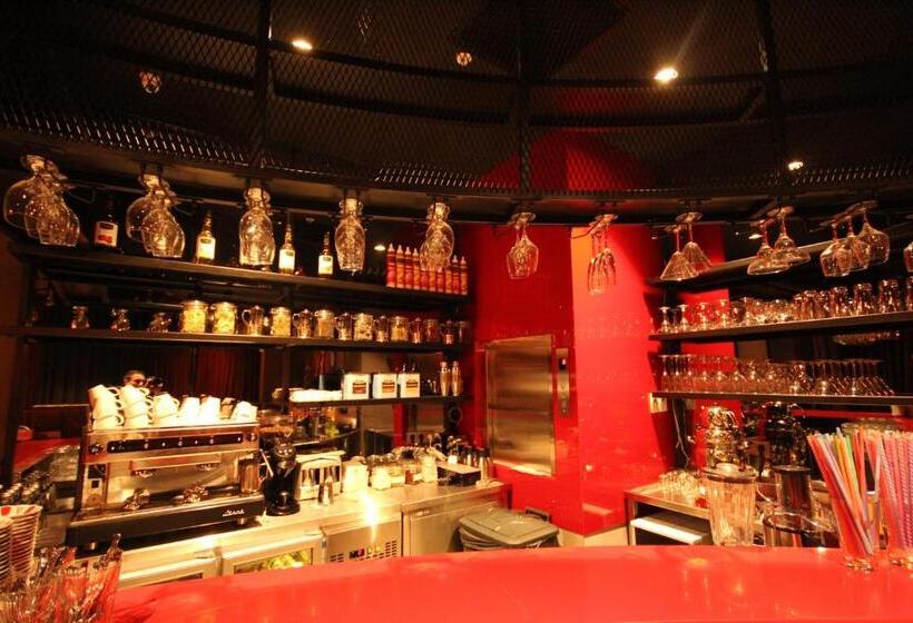 בית מלון כפרי Naumpasa Konagi