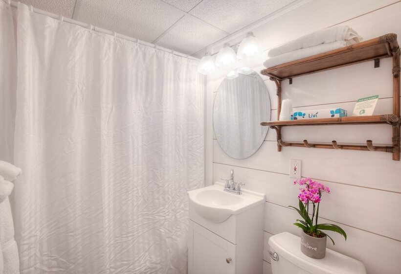 فندق على الطريق Armada By The Sea