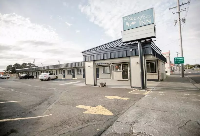 モーテル Pacific Inn