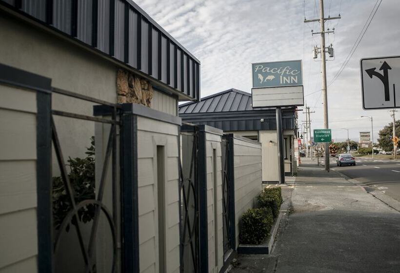 汽车旅馆 Pacific Inn