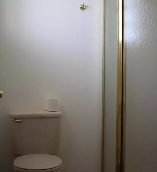 Sleep For Less Motel