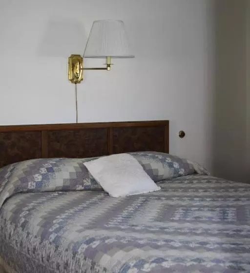 Sleep For Less Motel