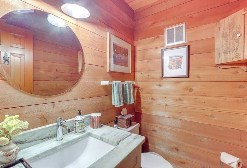 2 Decks + Fire Pit: Mountain Cabin In Big Canoe!