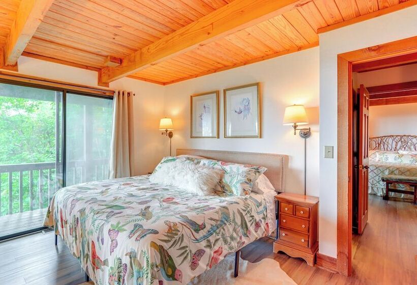 2 Decks + Fire Pit: Mountain Cabin In Big Canoe!