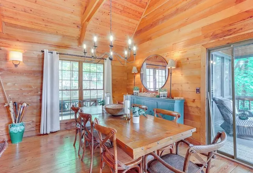 2 Decks + Fire Pit: Mountain Cabin In Big Canoe!