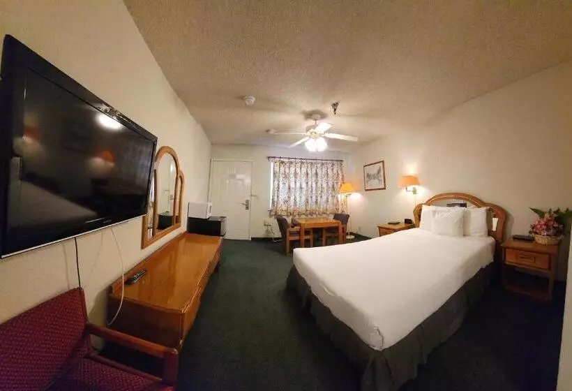 Formosa Inn