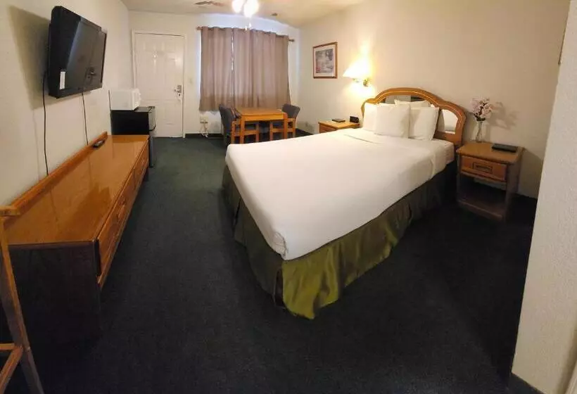 Formosa Inn