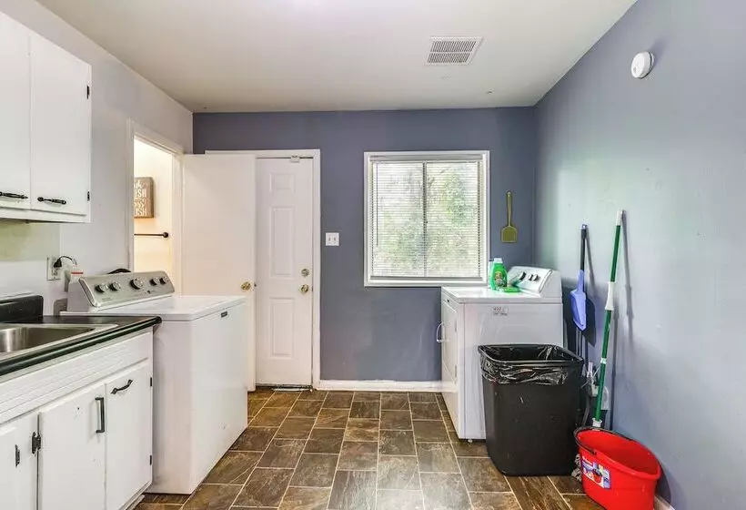 Pet Friendly Decatur House Near Huntsville!