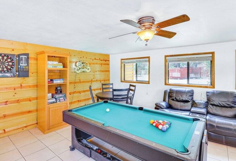 Walk To Rainbow Lake: Cabin W/ Game Room & Yard